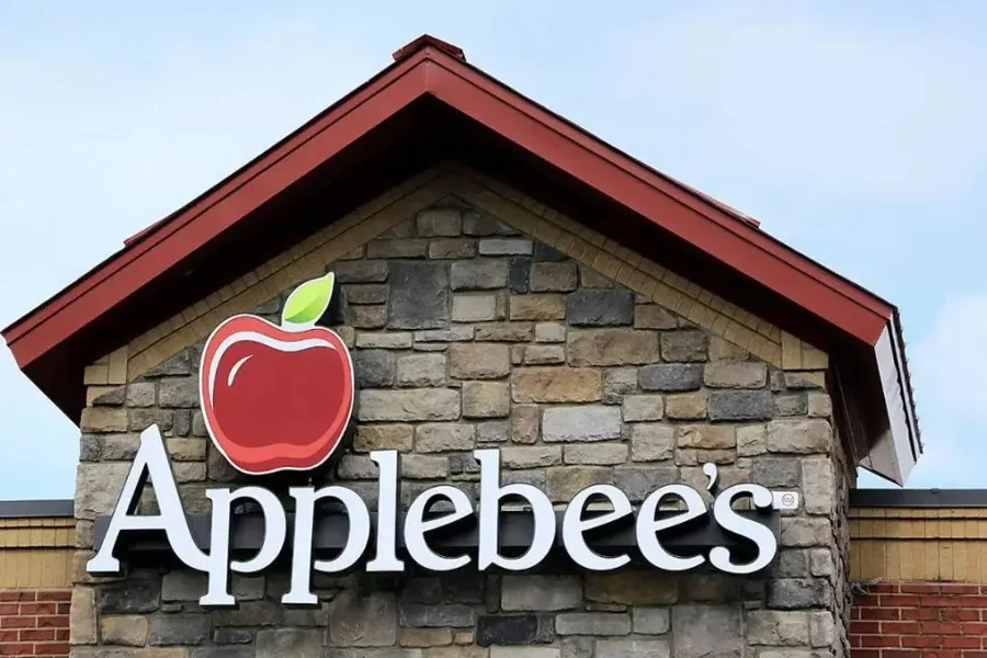 Does Applebee's Take Apple Pay