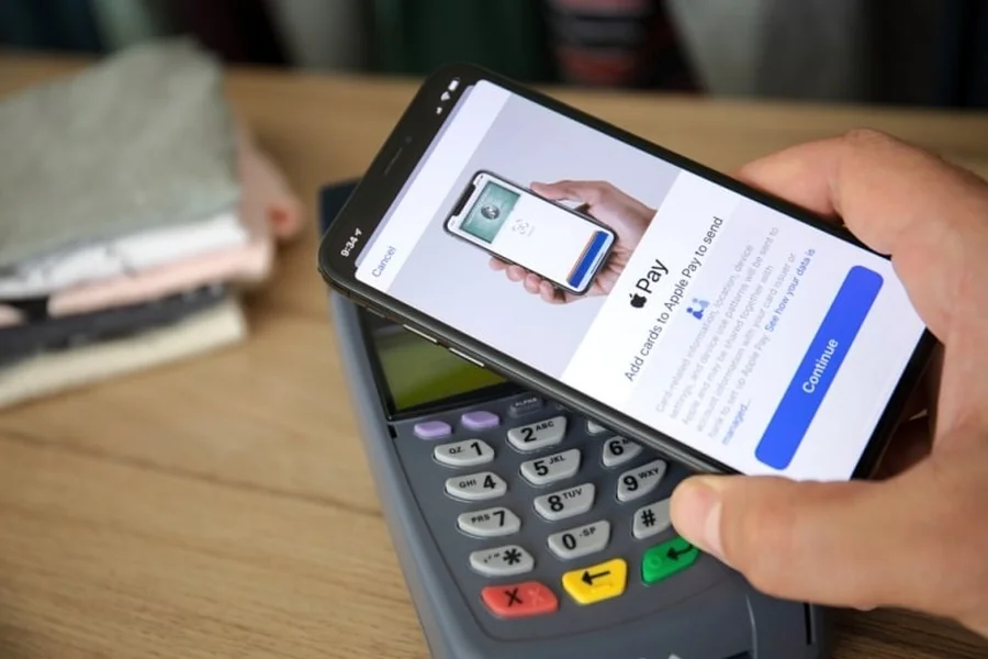 Does In N Out Take Apple Pay