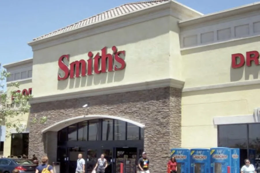 Does Smiths Take Apple Pay