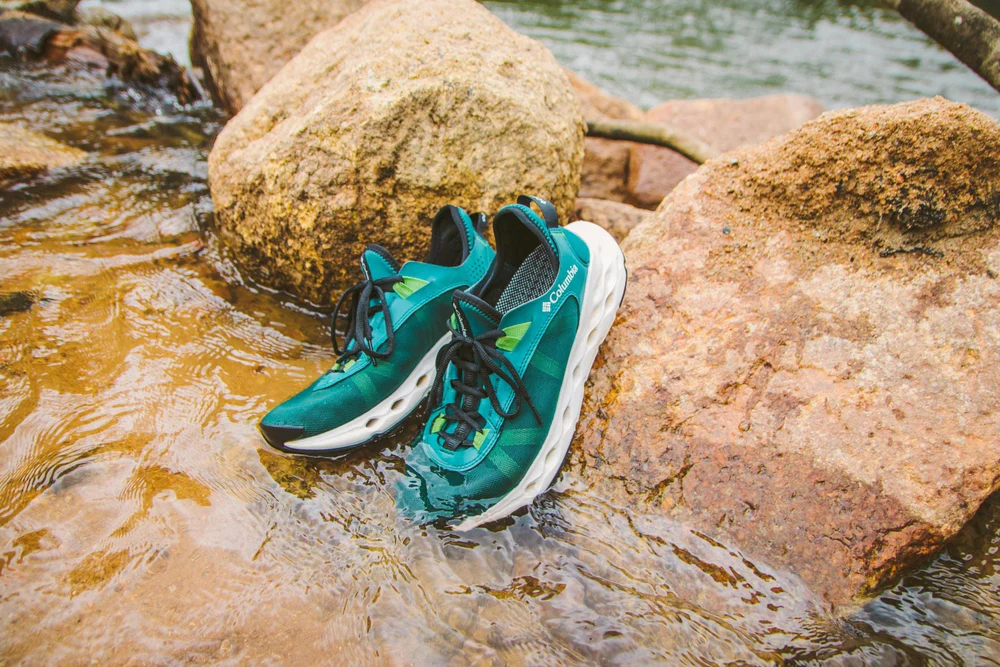 How to Choose the Right Walking Shoes for Different Terrains and Distances