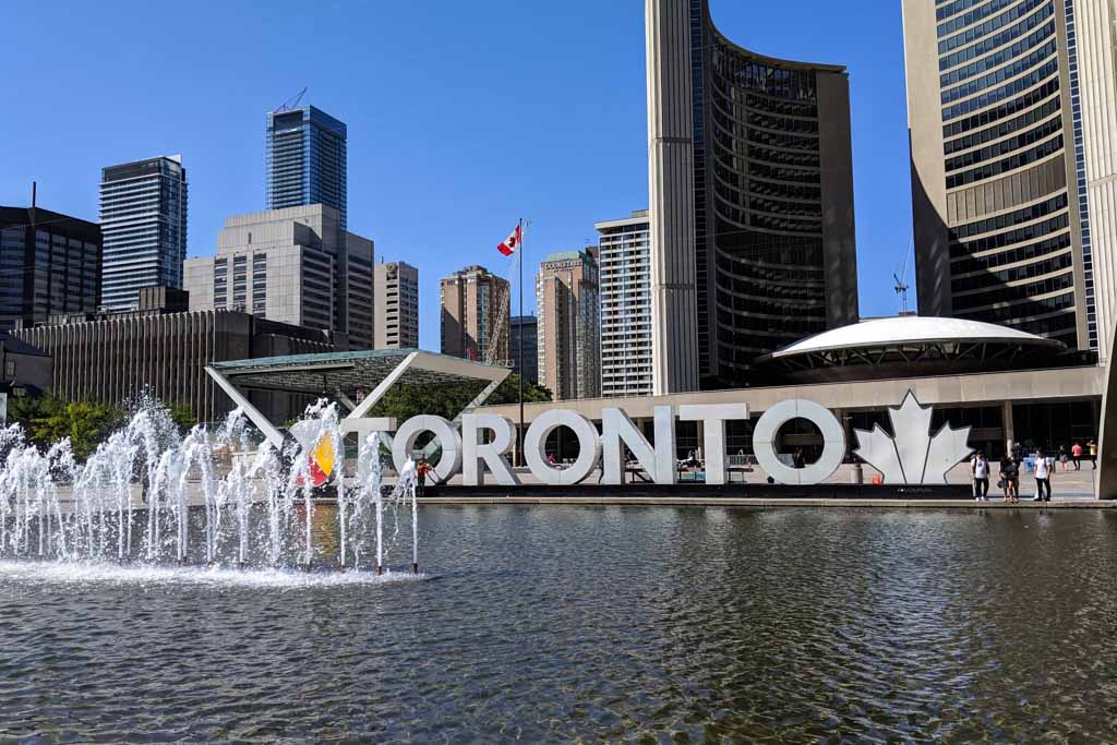 5 Ways to Make a Month in Toronto Feel Effortless