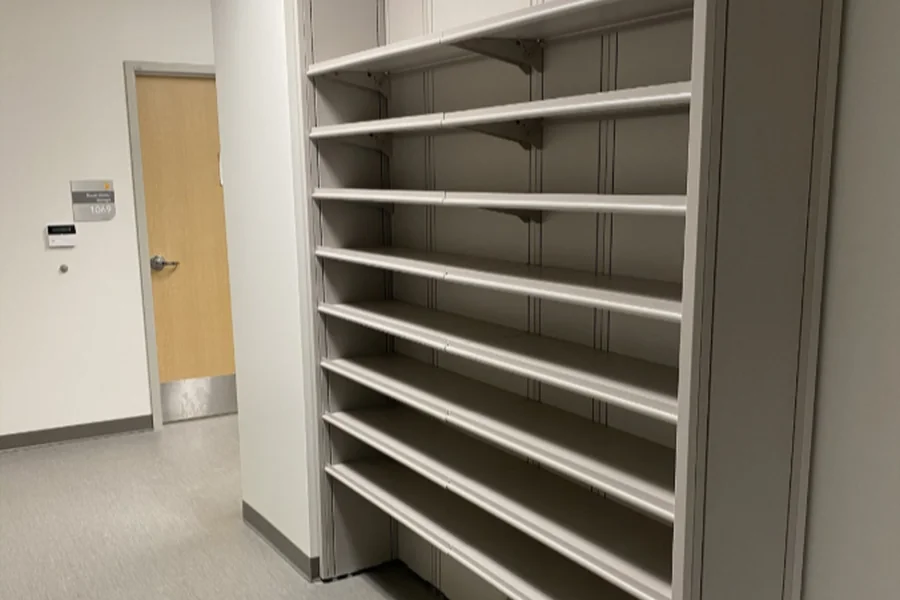 How Efficient Pharmacy Shelving Streamlines Daily Operations